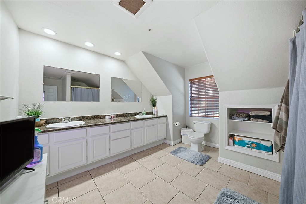 1356 S Prospero Property Photo 35