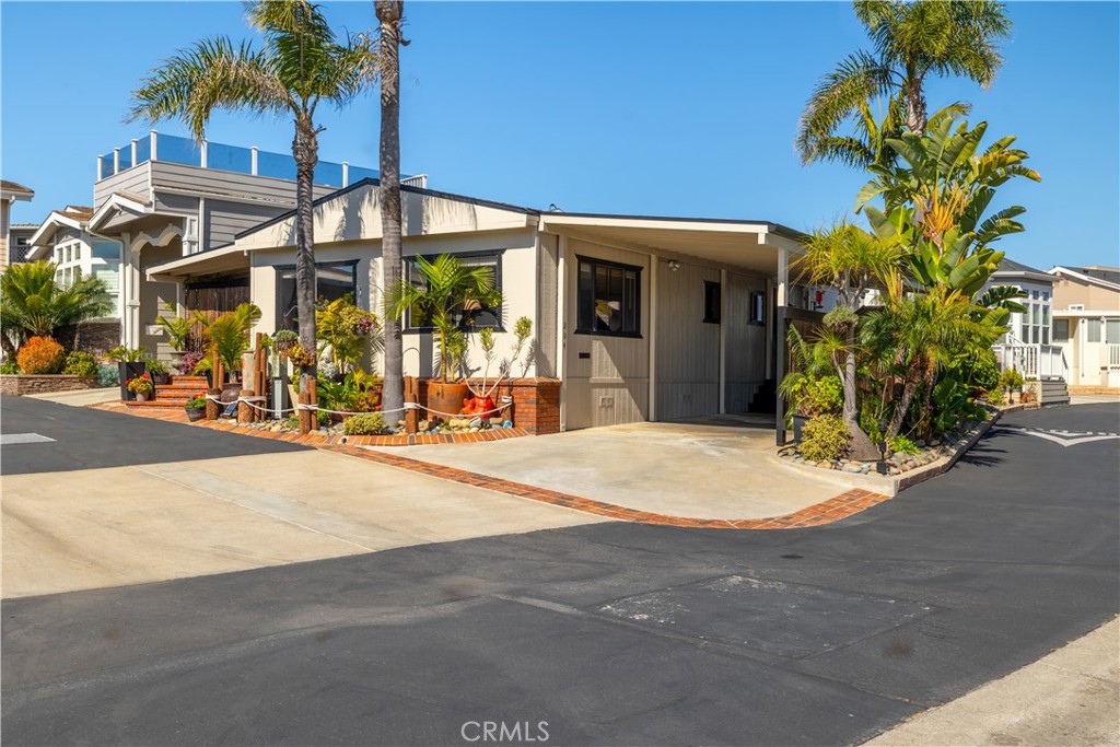 204 Easy Property Photo 1