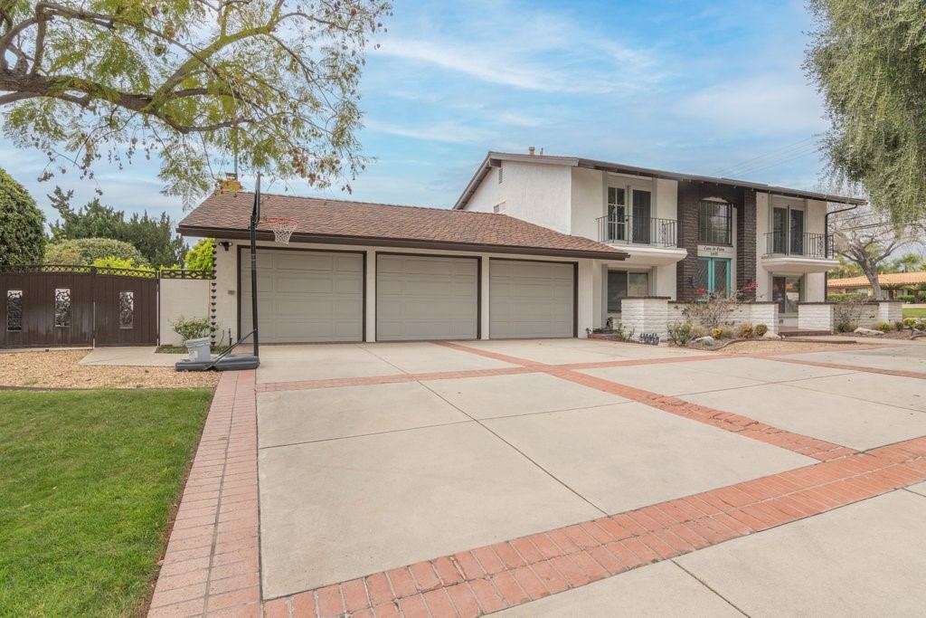 1695 N Palm Property Photo 1