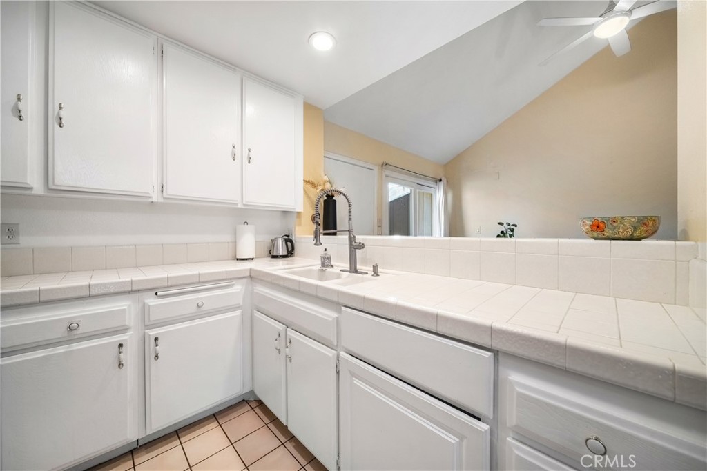 22421 Sherman Way 10 Property Photo 15