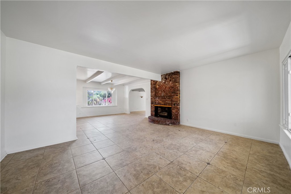 525 S Gretta Avenue Property Photo 8