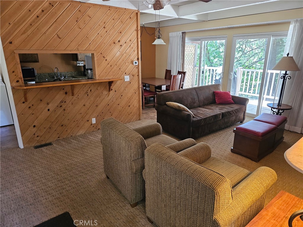 312 Canyon Crest Property Photo 10
