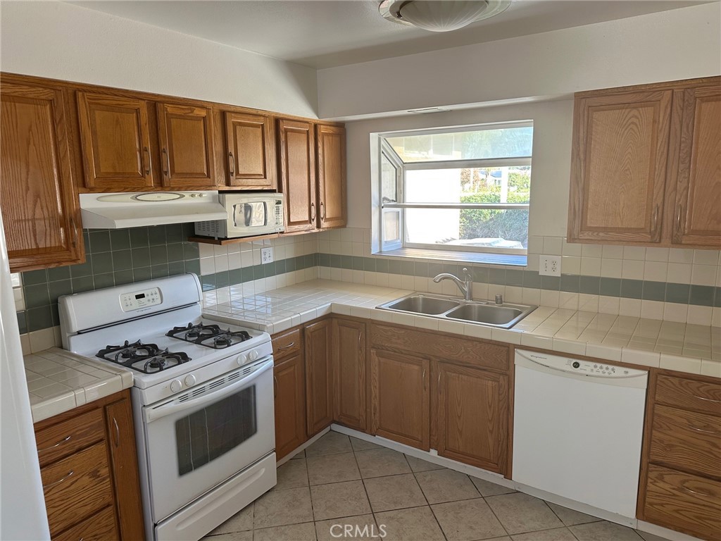 28376 Murrieta Property Photo 15