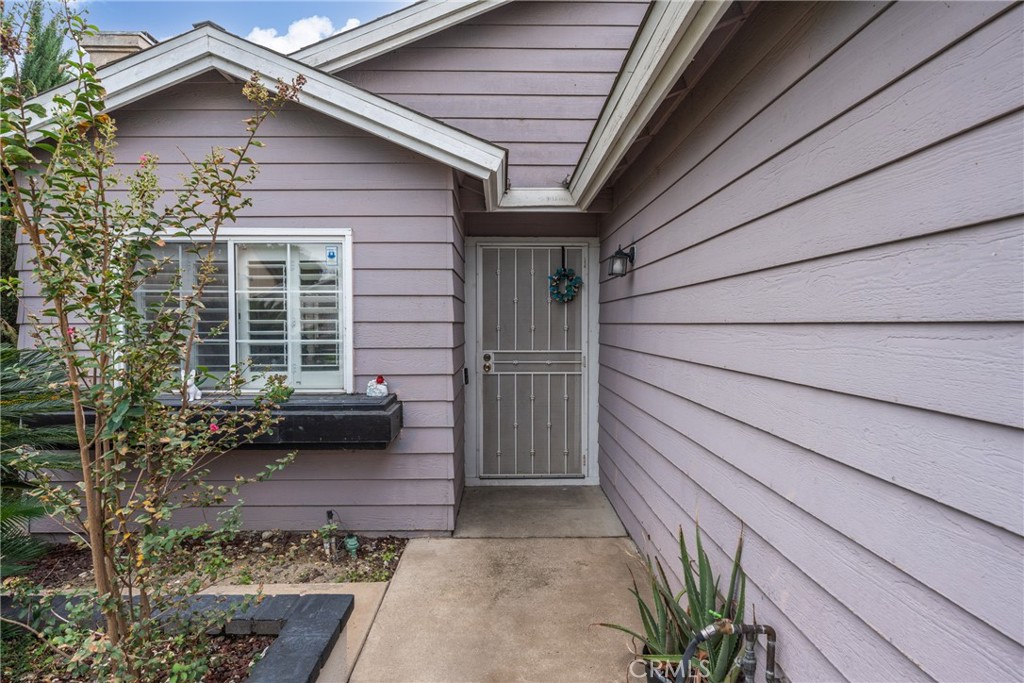 14131 Long View Property Photo 5