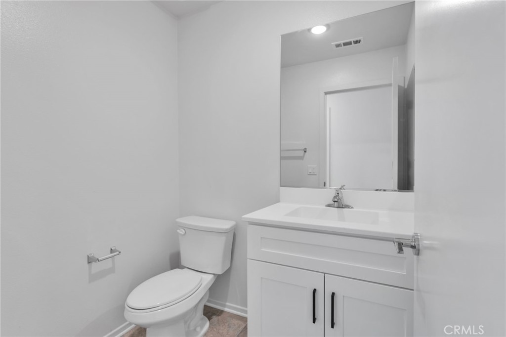 10110 Kemper Avenue Property Photo 18