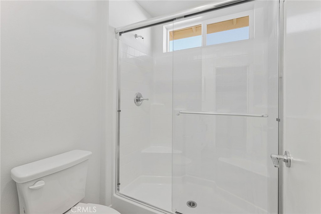 10110 Kemper Avenue Property Photo 28
