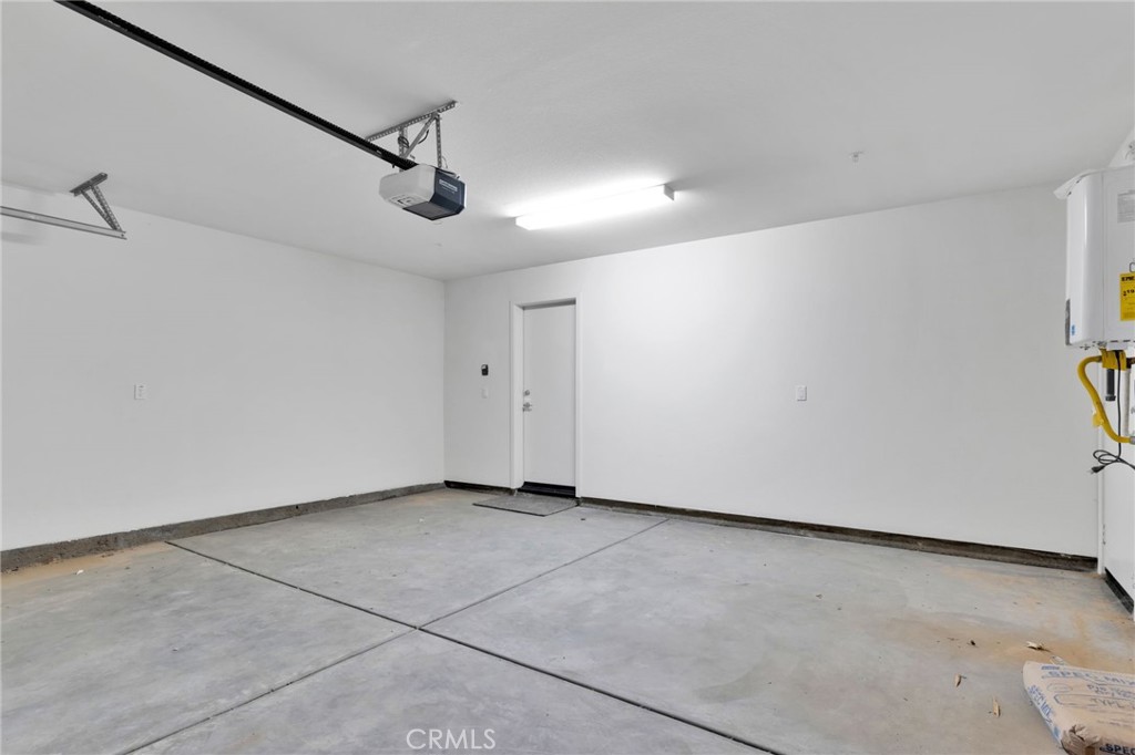 10110 Kemper Avenue Property Photo 35