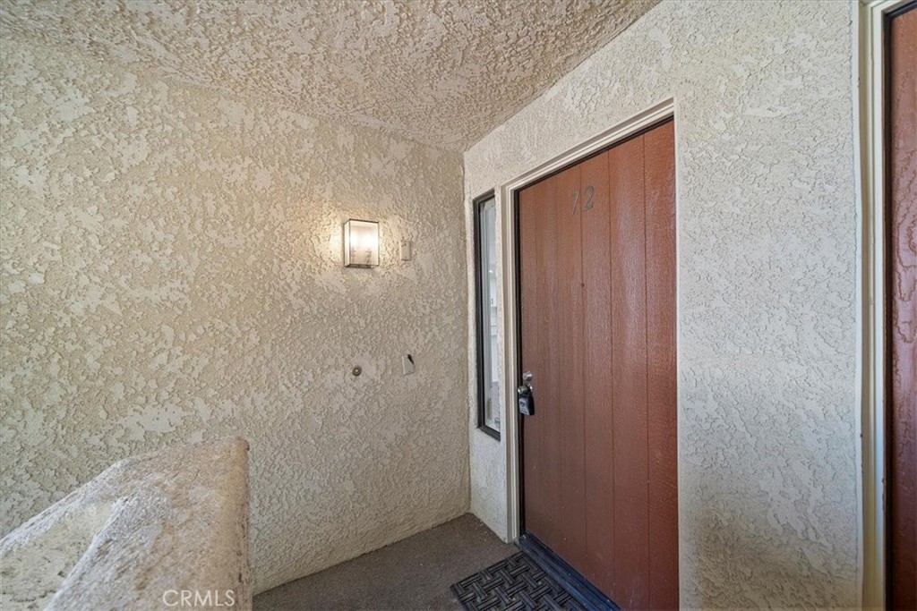 200 E Racquet Club 72 Property Photo 3