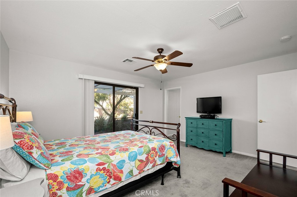 64616 Spyglass Avenue Property Photo 22