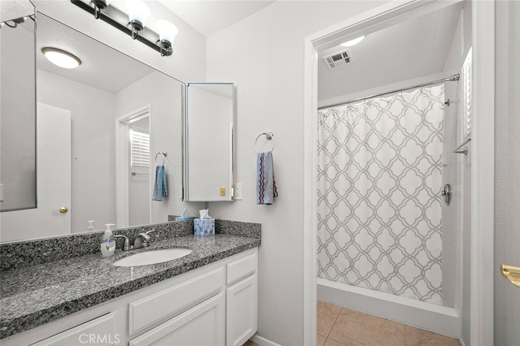 64616 Spyglass Avenue Property Photo 23