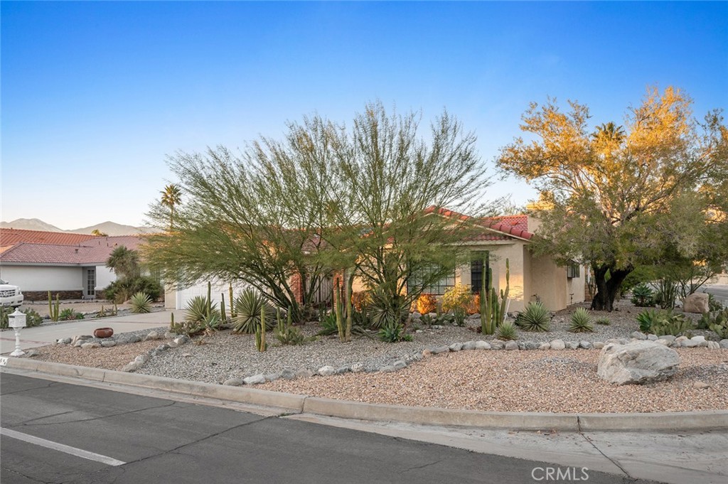 64616 Spyglass Avenue Property Photo 41