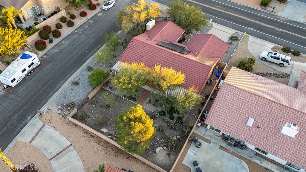 64616 Spyglass Avenue Property Photo 45