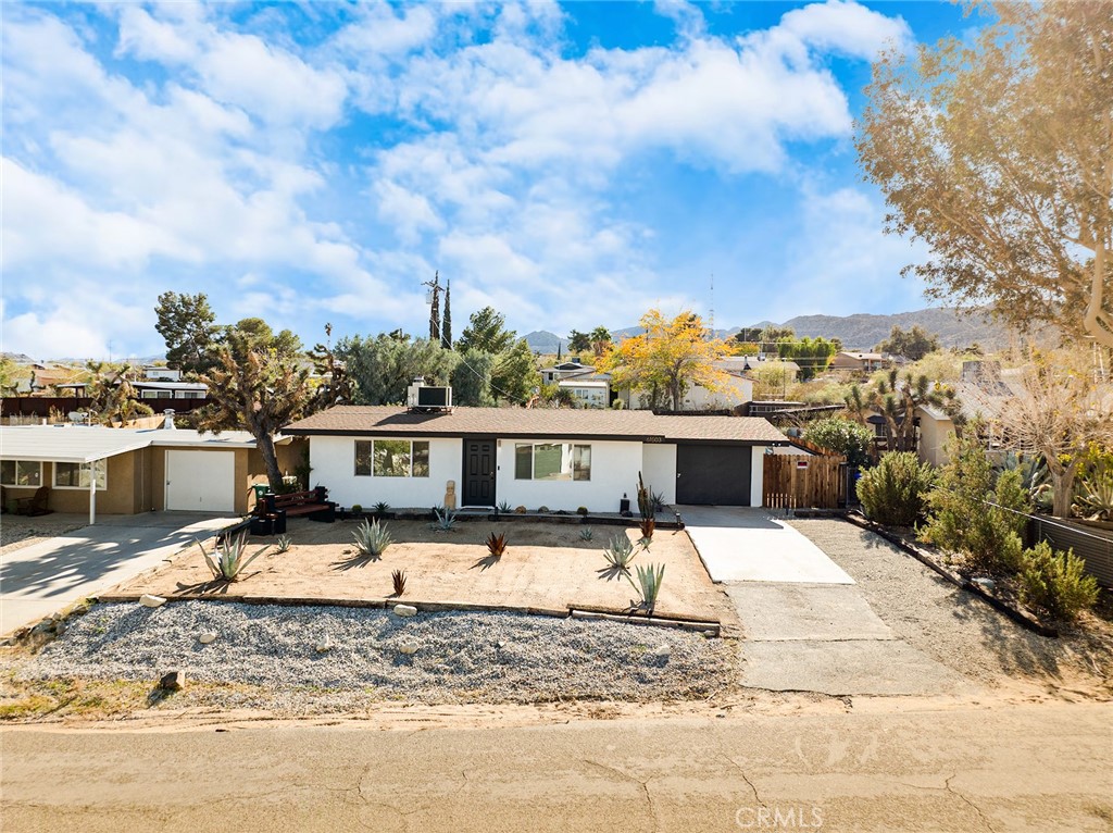 61503 Sunburst Property Photo 4