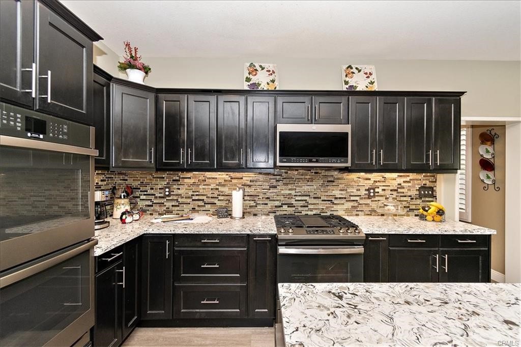 4990 Padre Property Photo 4