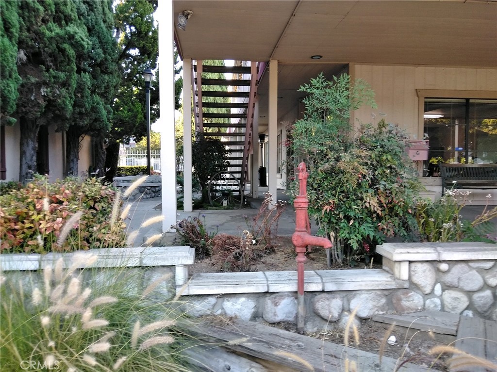 229 #2a W Bonita Property Photo 15