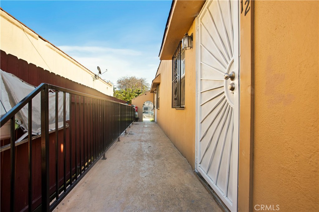 8449 S Main Property Photo 4