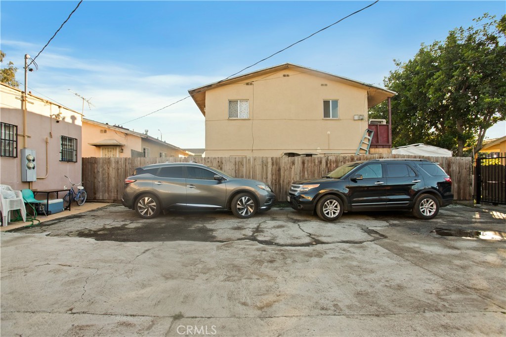 8449 S Main Property Photo 12