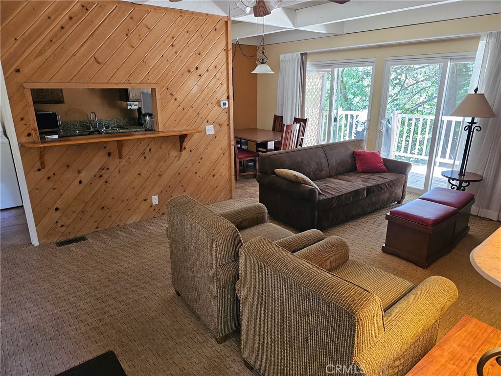 307 Canyon Crest Property Photo 10