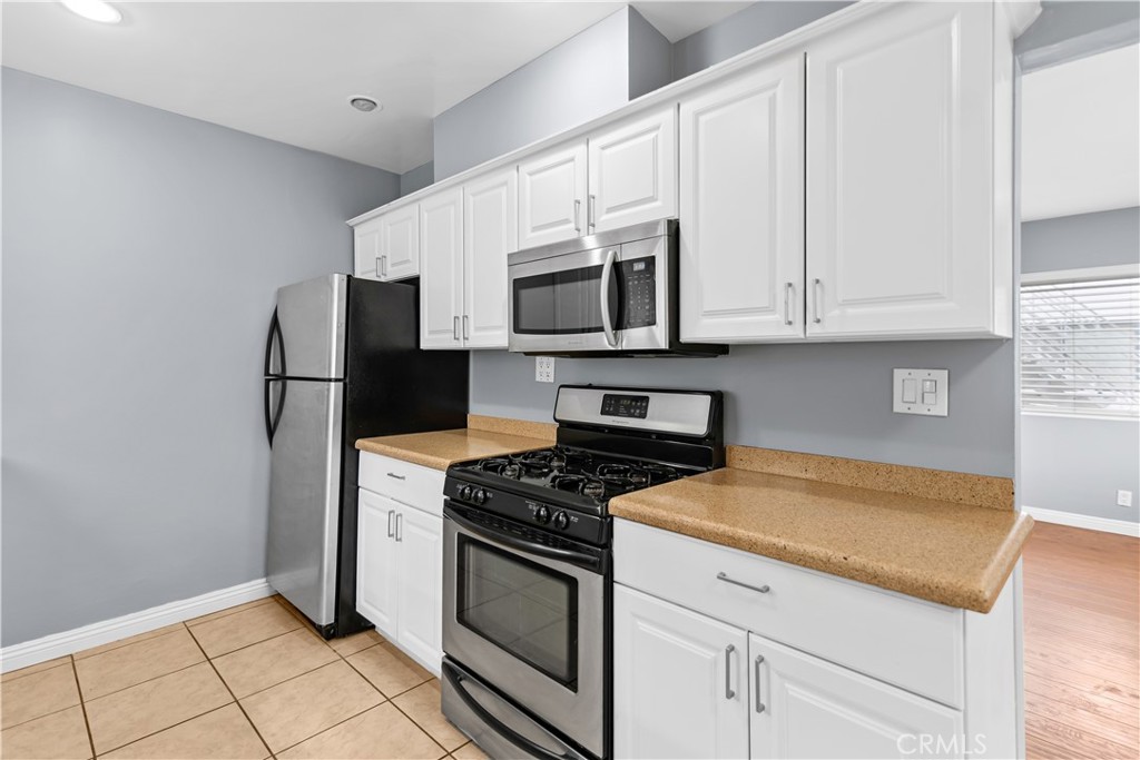 117 S Ivy Avenue A Property Photo 7