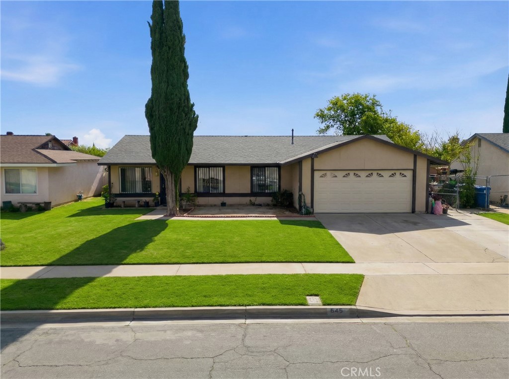 645 W Winchester Property Photo
