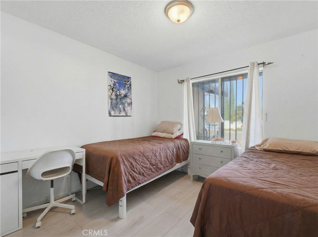 645 W Winchester Property Photo 15