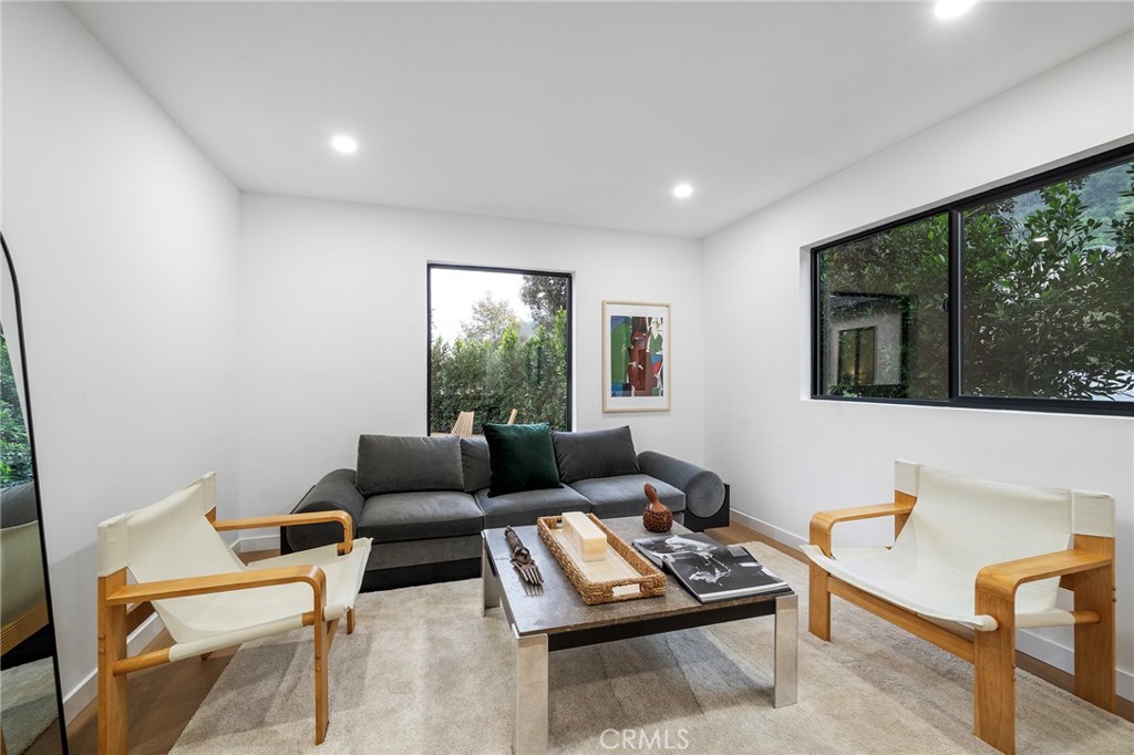 2229 Shoredale Property Photo 13