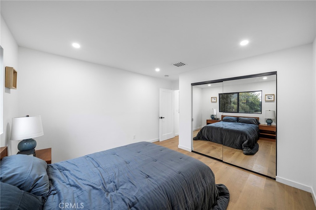 2229 Shoredale Property Photo 26