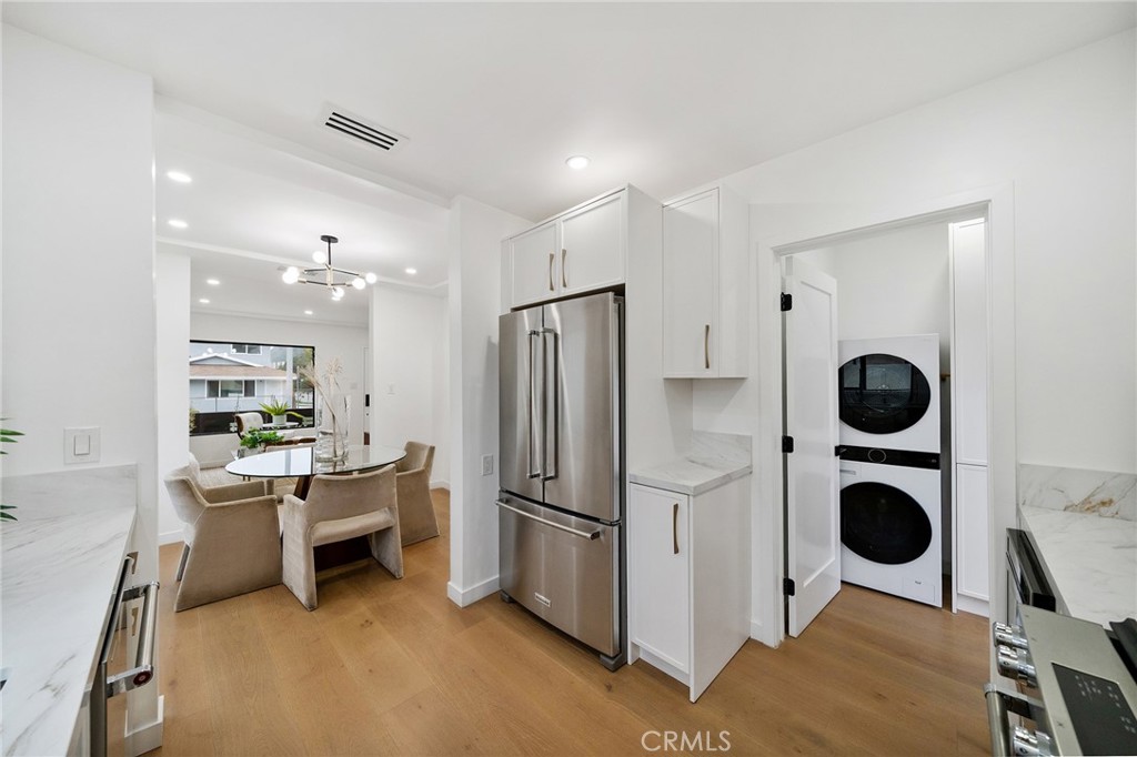 2229 Shoredale Property Photo 36