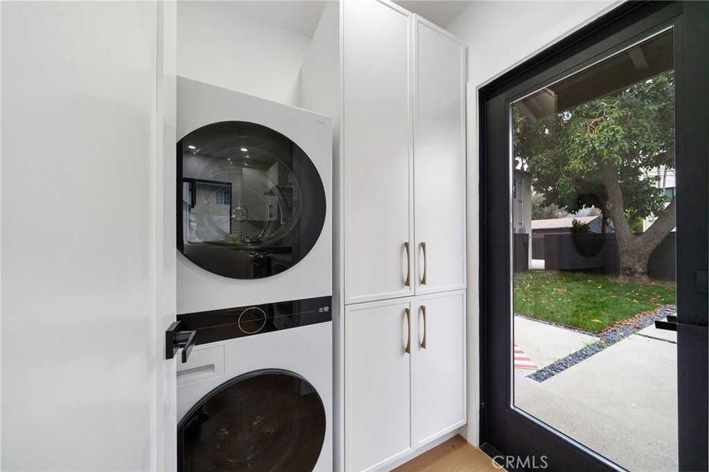 2229 Shoredale Property Photo 39