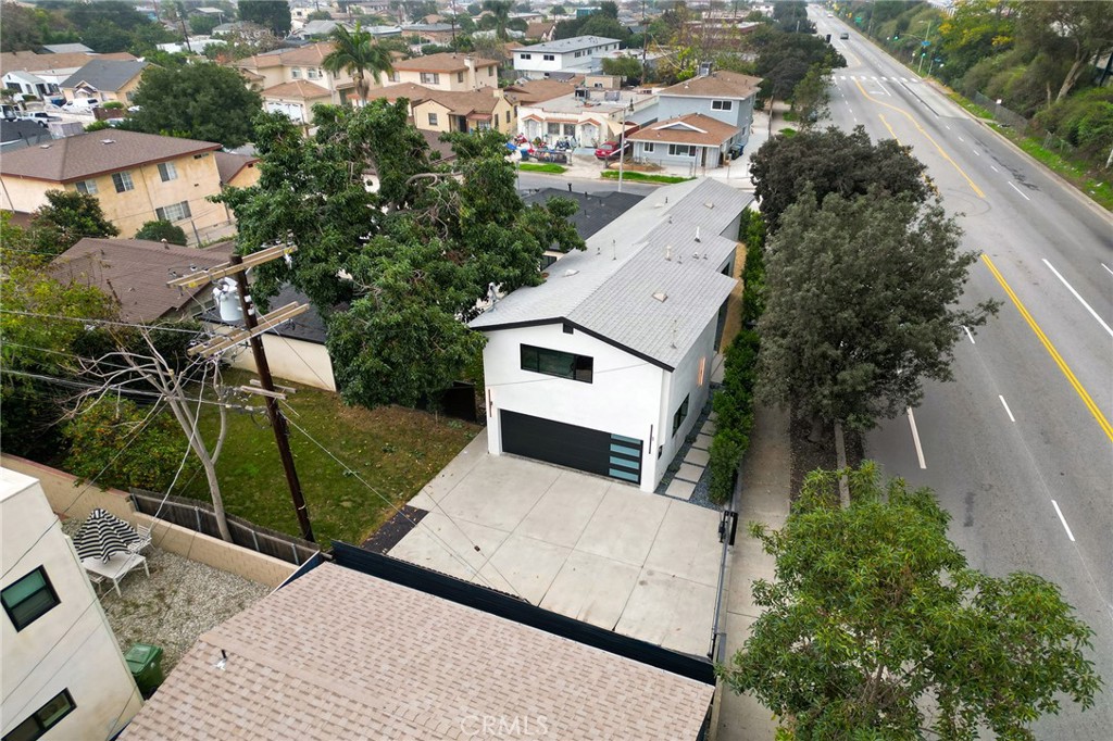 2229 Shoredale Property Photo 55