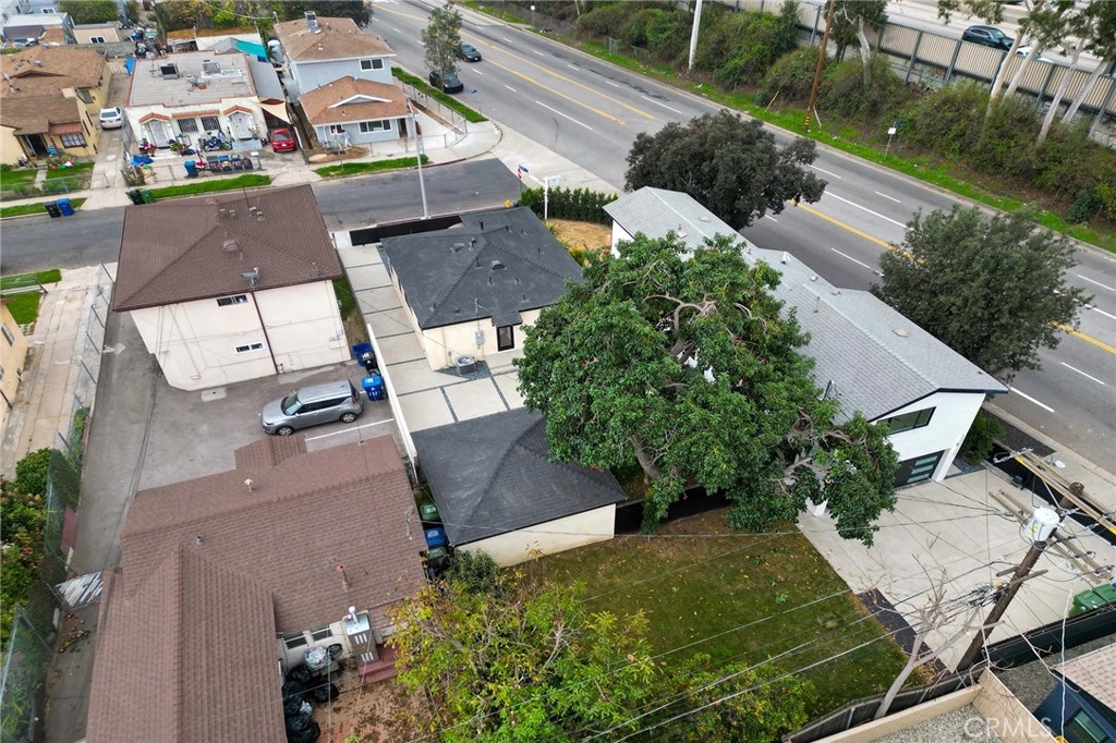 2229 Shoredale Property Photo 62