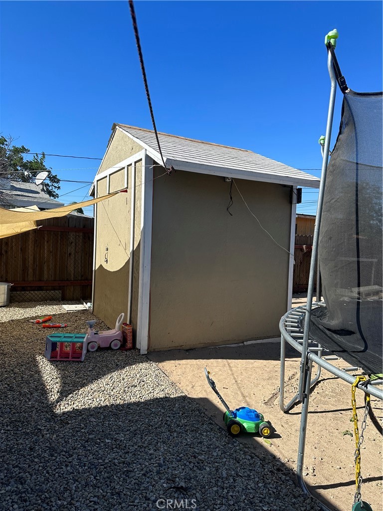 25226 Court Property Photo 8