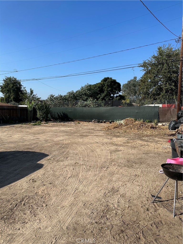 25226 Court Property Photo 9