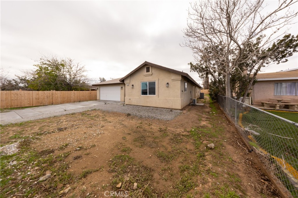 16241 Chestnut Street Property Photo 7