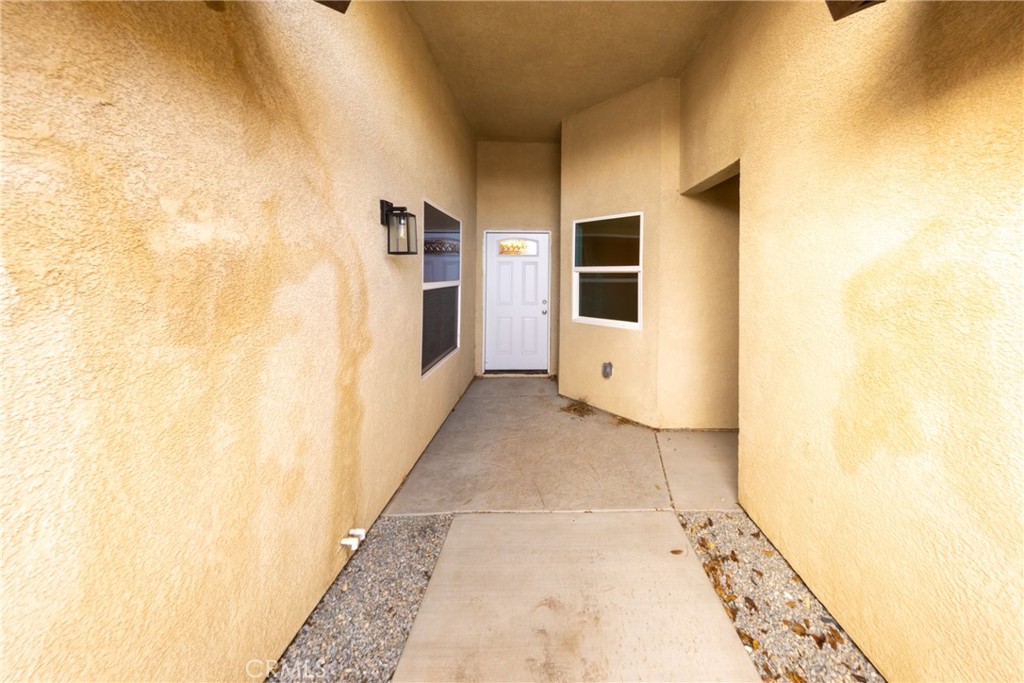 16241 Chestnut Street Property Photo 9