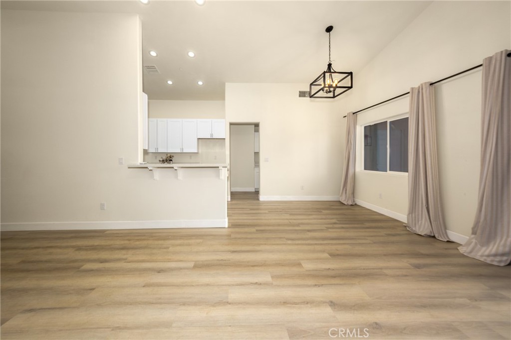 16241 Chestnut Street Property Photo 13