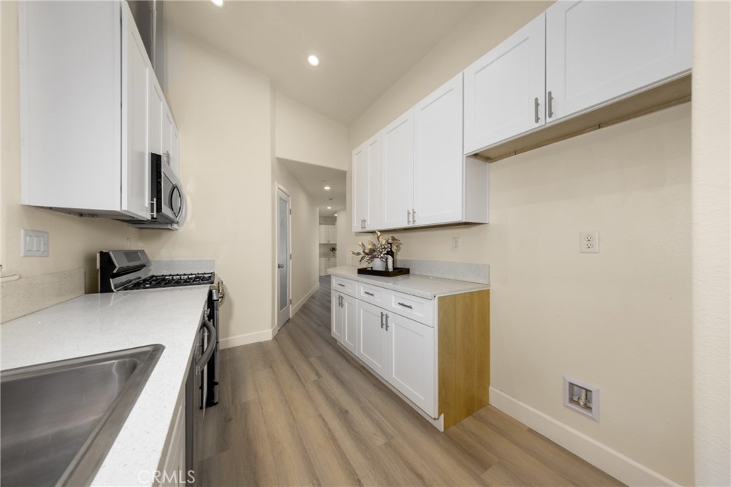 16241 Chestnut Street Property Photo 17
