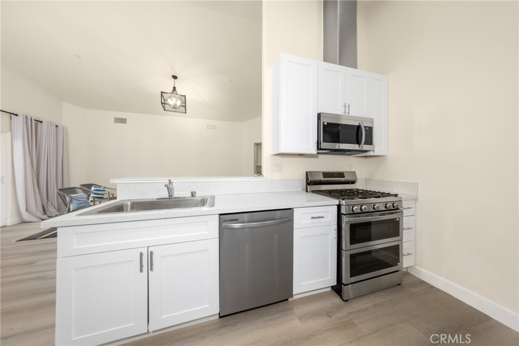 16241 Chestnut Street Property Photo 18