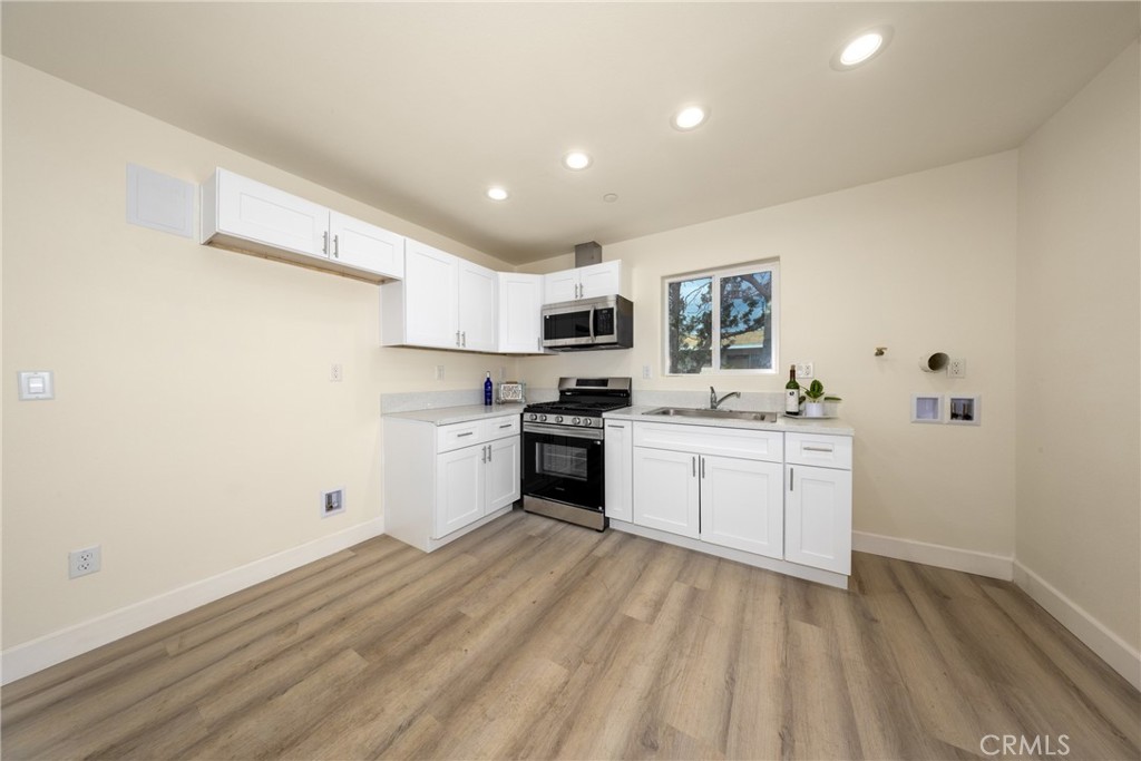 16241 Chestnut Street Property Photo 45