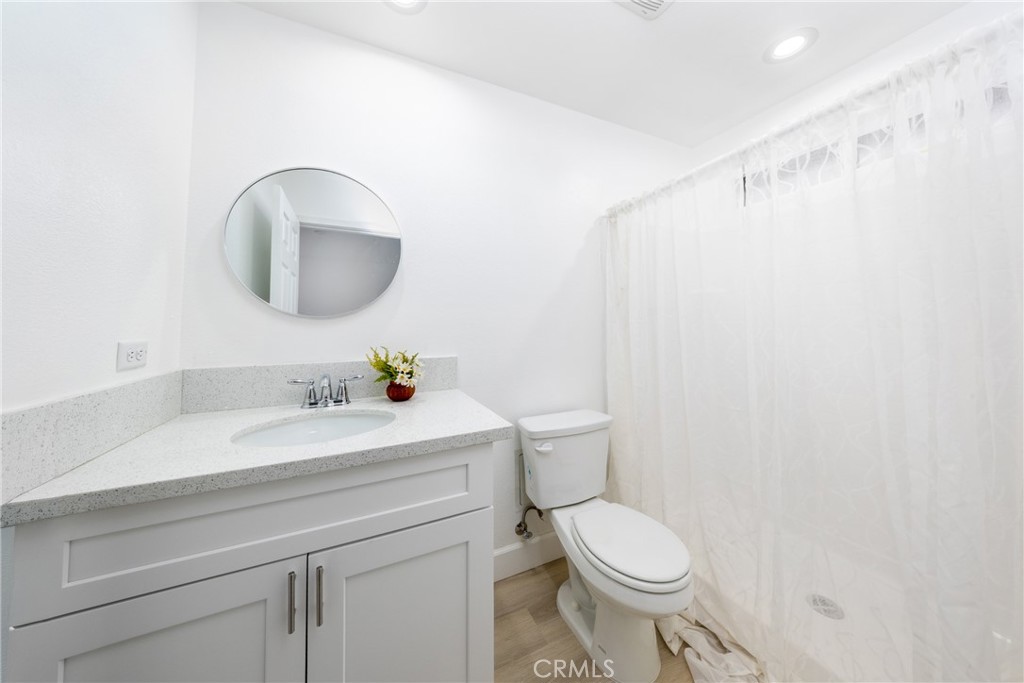 16241 Chestnut Street Property Photo 48