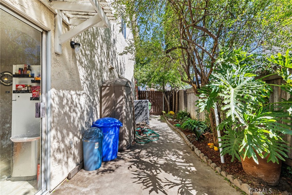 11545 Honeyglen Property Photo 11