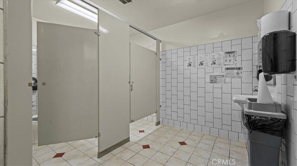 2621 Lee Property Photo 27