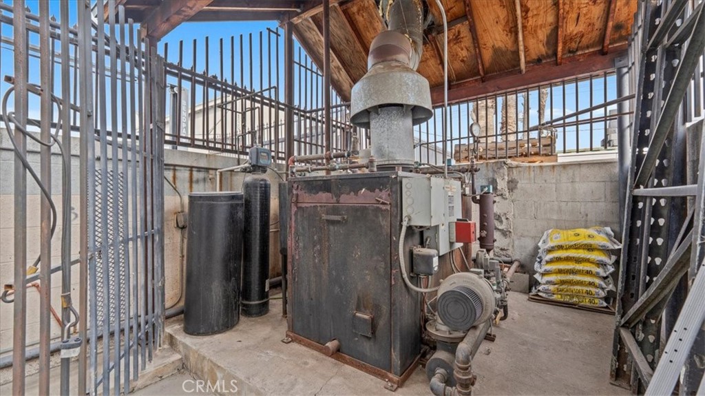 2621 Lee Property Photo 39