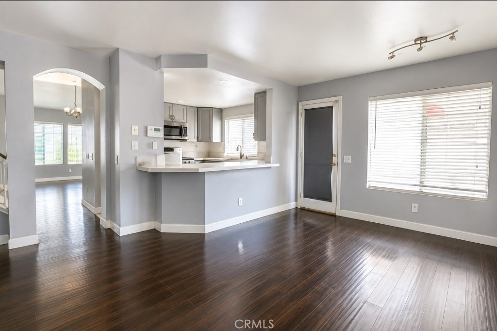 3718 Strawberry Creek Way Property Photo 6