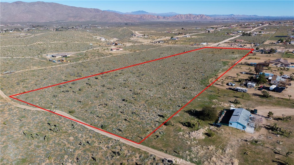 9588 Milpas Property Photo 8