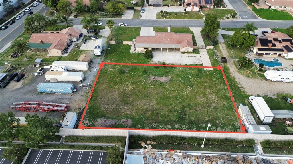 15939 Tyrol Property Photo 3
