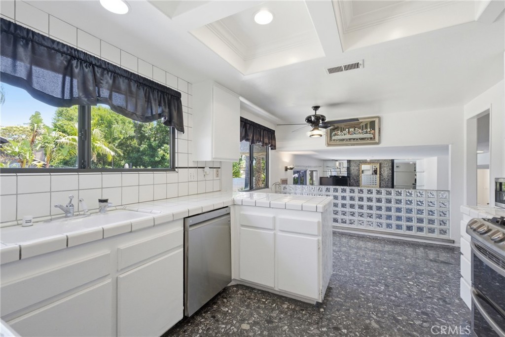 7055 Mango Street Property Photo 15