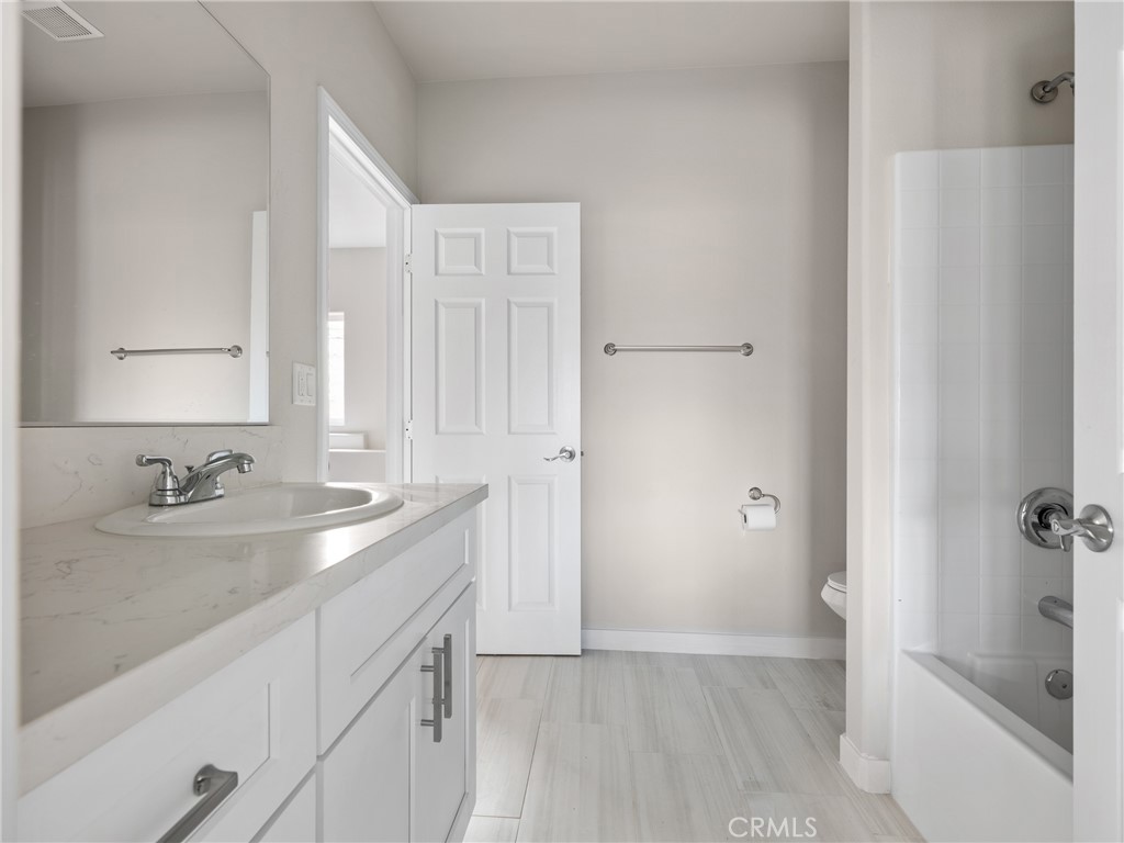 8411 Buckthorn Property Photo 16