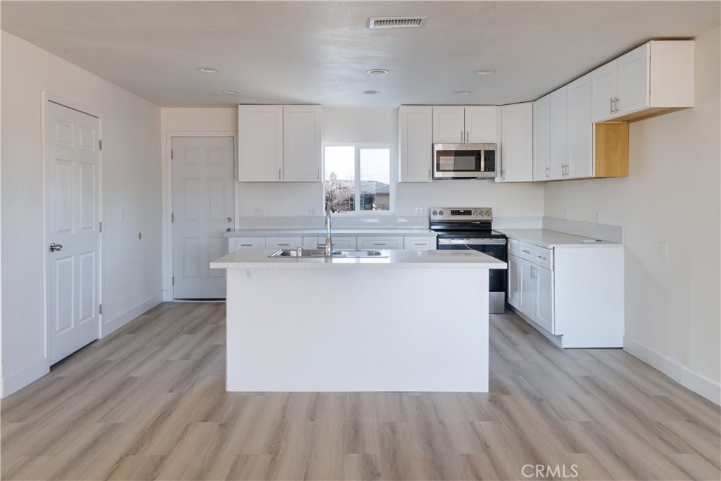 17820 Sycamore Street Property Photo 4