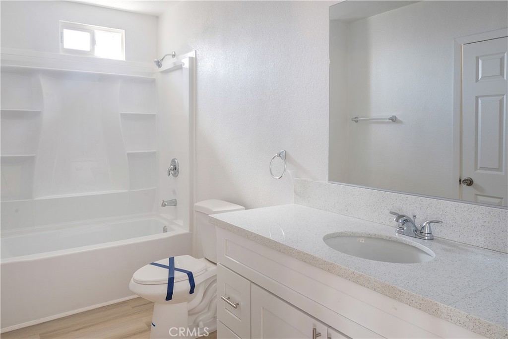 17820 Sycamore Street Property Photo 6